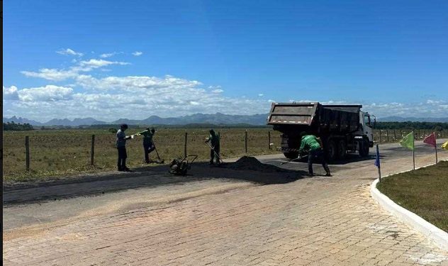 Itapemirim: Rodovia do Penedo recebe manutenção