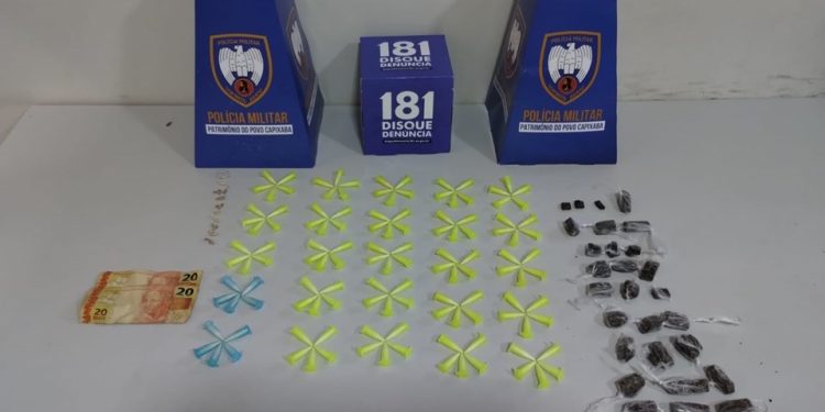 Guarapari: PM apreende entorpecentes