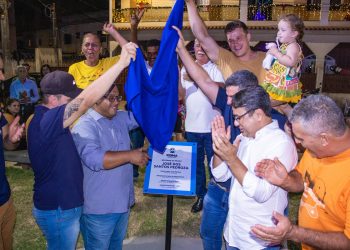 Piúma: Prefeitura entrega obra de revitalização de praça do bairro Niterói