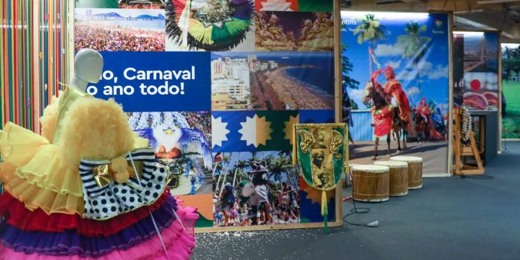 Turismo: Setor espera igualar número de visitantes estrangeiros pré-pandemia