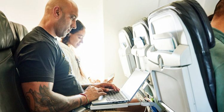 Turismo: Dicas de viagem para voos longos