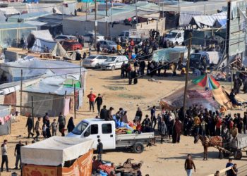 Resgate: Grupo de brasileiros aguarda autorização para cruzar fronteira de Gaza com o Egito