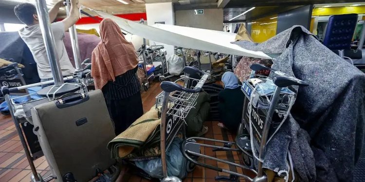 Brasil: Aeroporto de Guarulhos tem 122 afegãos à espera de acolhimento