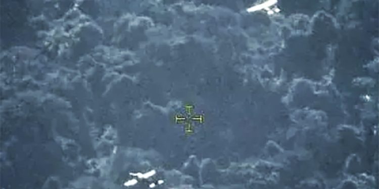 Brasil: Avião suspeito em Território Yanomami é interceptado pela FAB