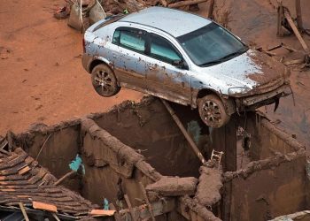 Indenização: Gigantes da mineração devem pagar US$ 9,7 bilhões pelo desastre da barragem no Brasil