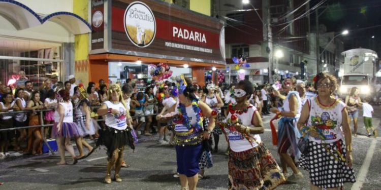 Guarapari: Carnaval terá desfiles de blocos no Centro e na Praia do Morro