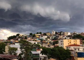 Clima: Inmet alerta para tempestades em área situada no RJ, ES e MG