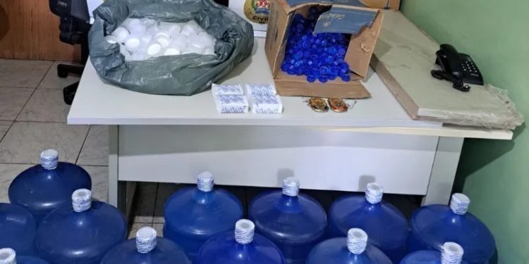Minas Gerais: Homem é preso por vender água impropria para consumo como se fosse mineral