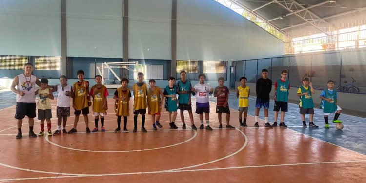 Itapemirim: Projeto “Viva Esporte” faz atividades diversas no ginásio de Garrafão
