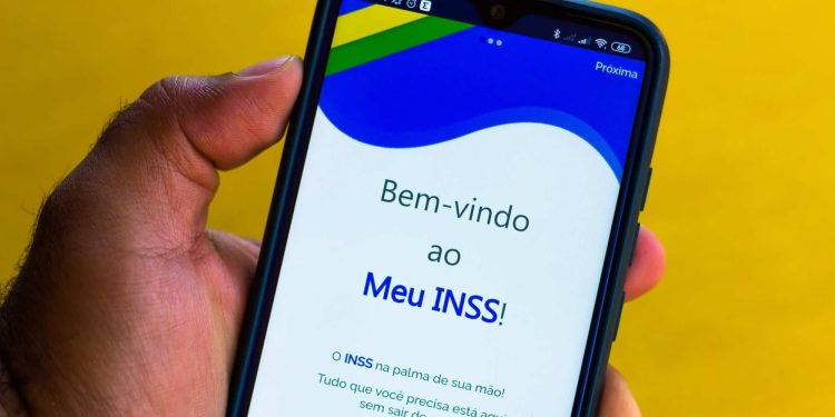 Previdência: INSS reduz tempo para liberação de benefícios