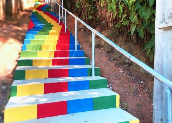 Piúma: Escadarias do bairro Niterói se tornam novo ponto “instagramável”