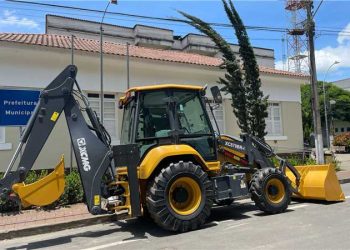 Alfredo Chaves: Prefeitura recebe reforço na frota de maquinários