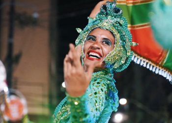Guarapari: Carnaval marcado pela tradição da folia em família e público de todas as idades