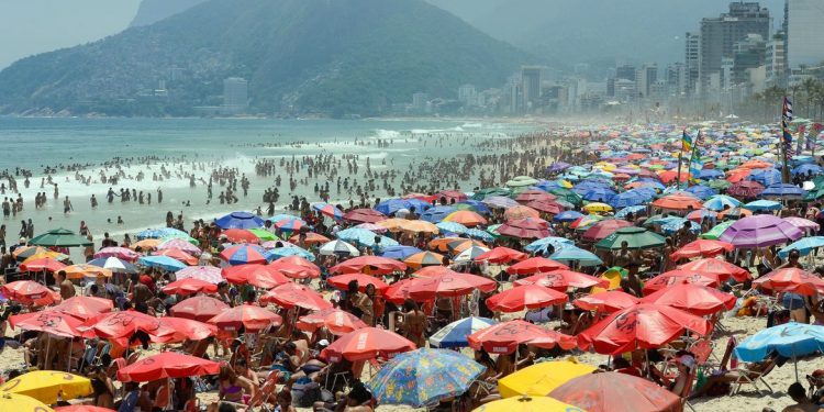 Turismo: Rio chega próximo ao patamar de visitantes estrangeiros pré-pandemia
