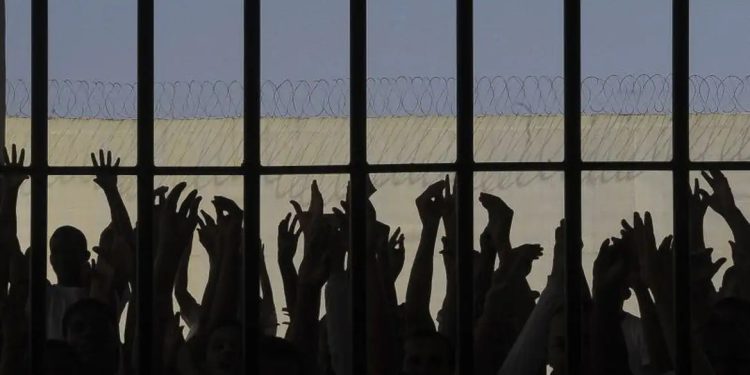 Brasil: Senado aprova fim da “saidinha” de presos