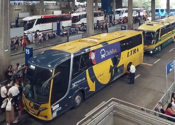 Turismo: Aumento de viagens em ônibus vai a 23% com passagem de avião mais cara