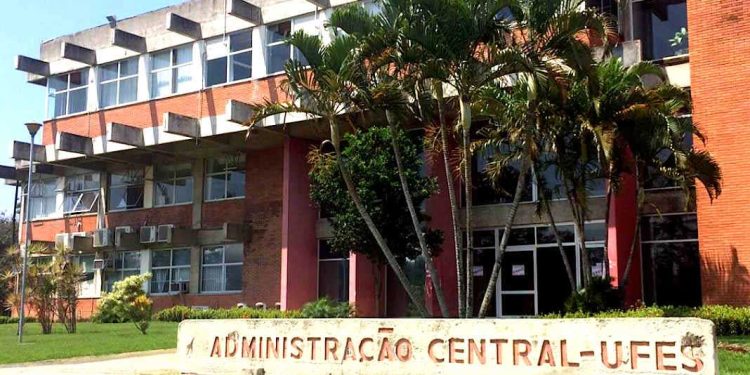 Concursos: UFES retifica período de inscrições para novo Processo Seletivo para Professores Substitutos
