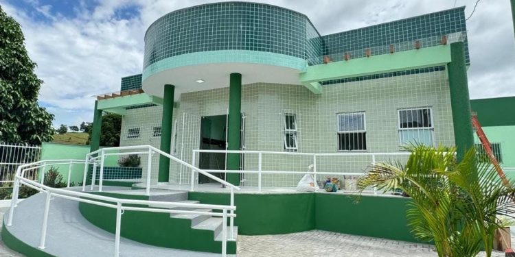 Anchieta: Prefeitura inaugura reforma e ampliação da ESF de Baixo Pongal
