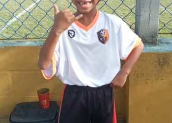 Guarapari: Peneira seleciona meninos para teste de futebol no Flamengo