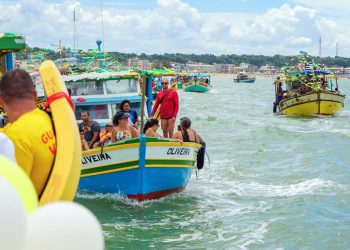 Marataízes: Festa das Canoas completa 114 anos de fé e tradição