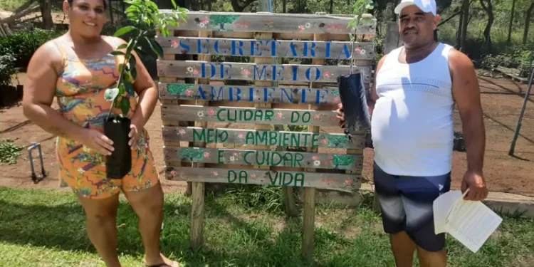 Kennedy: Prefeitura promove projeto Pomar Urbano e Rural