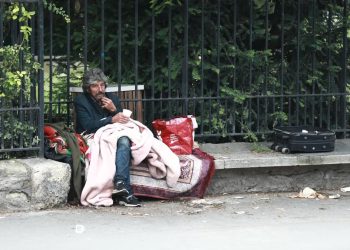 Mundo: Migrantes deslocados de Paris denunciam “limpeza” antes dos Jogos Olímpicos