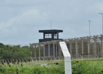 Brasil: Ministério da Justiça transfere 14 detentos de presídios federais em rodízio para combater o crime organizado