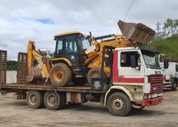Rio Novo: Prefeitura envia maquinários e faz ação para doação para vítimas das enchentes