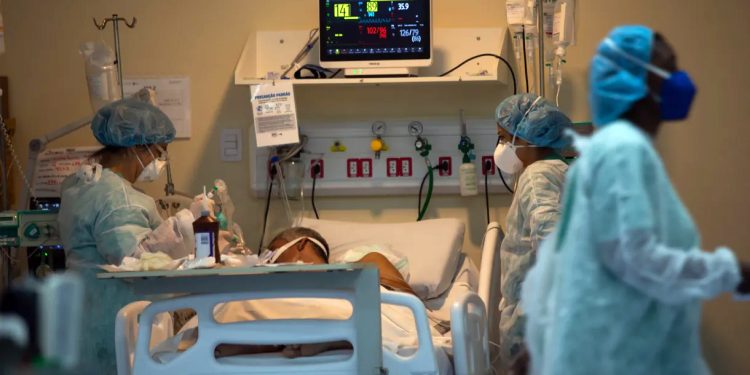 Brasil: Fiocruz diz que casos de síndrome respiratória aguda grave sobem no país
