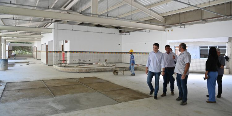 Vitória: Novo Cmei em tempo integral de Tabuazeiro está com 75% das obras concluídas