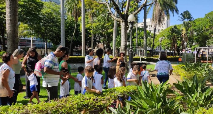 Vitória: Circuito Ambiental Vix reúne alunos e familiares em atividades no Parque Moscoso