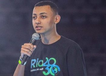 Brasil: Estudante da UnB ganha prêmio de personalidade climática de 2024