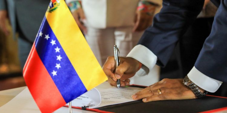 Guiana: Maduro promulga lei que anexa território de Essequibo à Venezuela