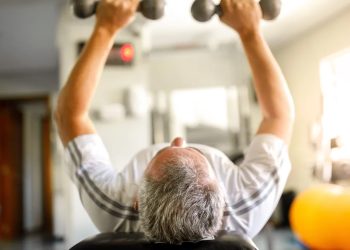 Saúde: Musculação alivia depressão e ansiedade em idosos
