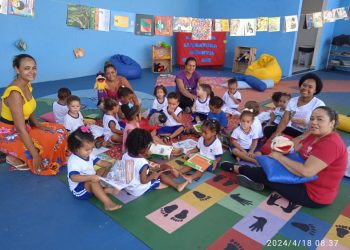 Vitória: Piquenique literário encanta crianças e estimula o hábito da leitura