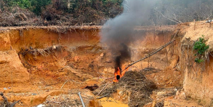 Brasil: Operação destrói infraestrutura ligada ao garimpo ilegal na terra indígena Yanomami