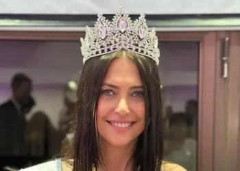 Argentina: Mulher de 60 anos ganha concurso e pode disputar o Miss Universo