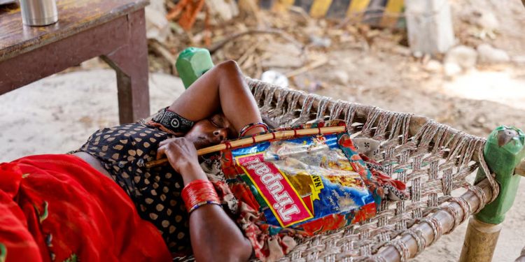 Índia: Pelo menos 15 mortos em 24 horas com o aumento das temperaturas