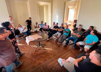 Marataízes: Prefeitura orienta pescadores sobre a pesca do polvo