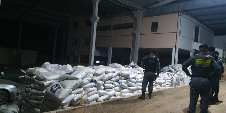 Polícia Militar: 9ª Cia Ind recupera fertilizantes furtados da Prefeitura de Itapemirim e detêm três suspeitos