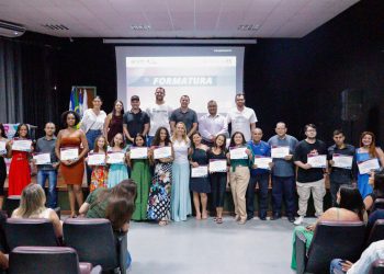 Piúma: Prefeitura forma mais de 60 alunos do programa Qualificar ES