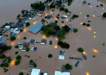 Clima: Guaíba chega a 4,77 metros e atinge maior cheia da história de Porto Alegre