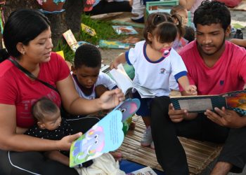 Vitória: Projeto educacional “Pé de Livro” inspira paixão pela leitura em crianças