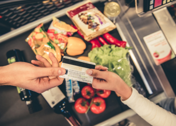 Revisão: TCE-ES altera norma para concessão de auxílio-alimentação para vereadores