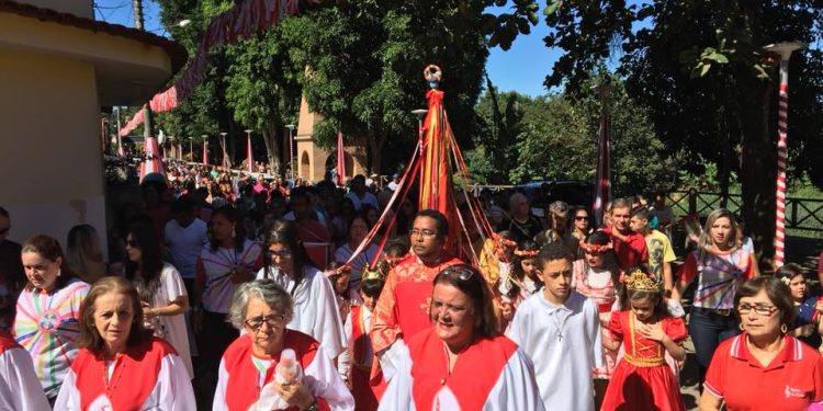 Anchieta: Começou a Festa do Divino em Jabaquara
