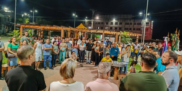 Anchieta: Inauguração de praça em Nova Jerusalém encanta a criançada