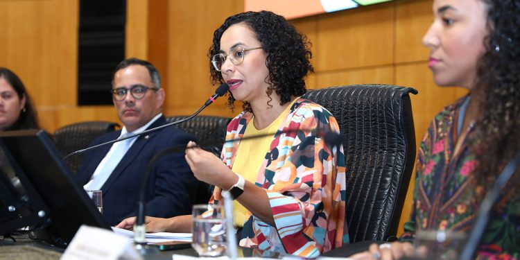 Ales: Deputados debatem fortalecimento da rede de proteção à criança