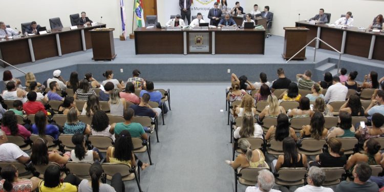Câmara de Anchieta: Delfino propõe ações para fortalecer educação, meio ambiente e qualidade de vida