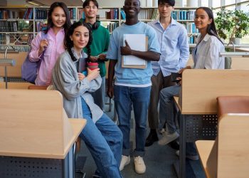 Espírito Santo: Inscrições para 1 mil vagas do Nossa Bolsa 2024/02 terminam nesta quinta (27)