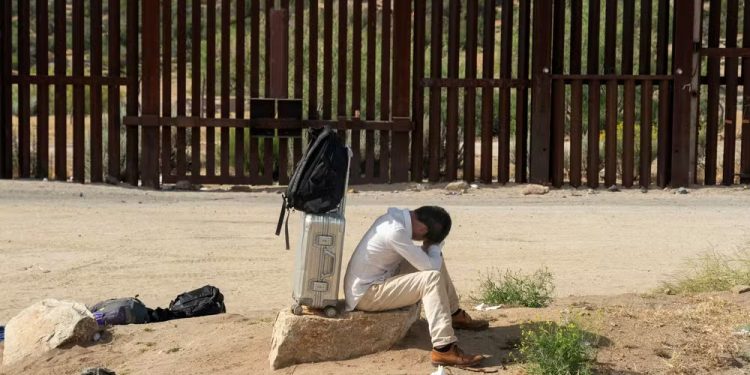 EUA: Nova norma permite deportar imigrantes ilegais em questão de horas